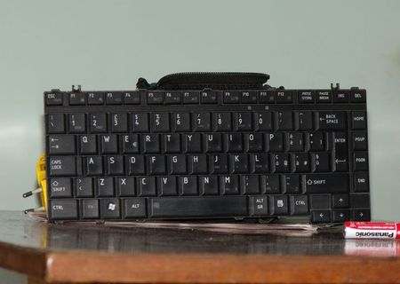 Vand tastatura Toshiba Satellite a300d