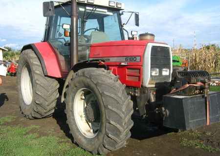 Vand Tractor Massey Ferguson 6180