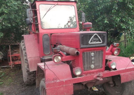 vand tractor si utilaje