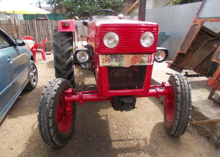 vand tractor u445