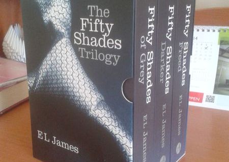 Vand trilogia "The Fifty Shades"