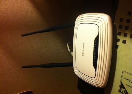 Vând urgent router wireless Tp-link 300Mbps