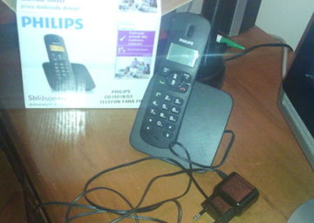 Vand urgent Telefon fix fara fir PHILIPS