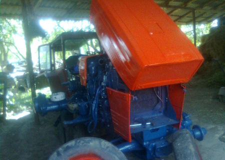 Vand utilaje agricole reconditionate