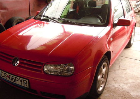 Vand VW Golf 4 an 2001 inmatriculat taxa nerecuperata