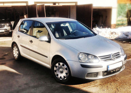 vand wolkswagen golf 5,an2004,170000km.stare f.buna