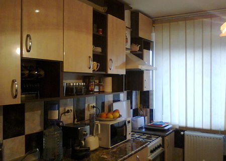 Vanzare apartament 2 camere