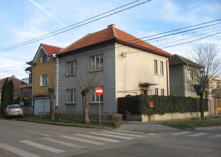 Vanzare casa