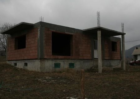 Vanzare vila in constructie