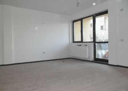 Vila P+E+M, 3 camere, Zona linistita