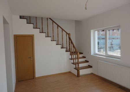 Vila tip Duplex - Metrou D. Leonida, Berceni, 3 camere