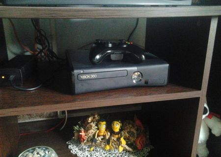 Xbox 360 250gb +3 jocuri