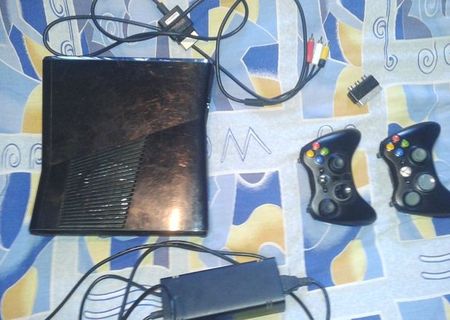 Xbox 360 slim-modat