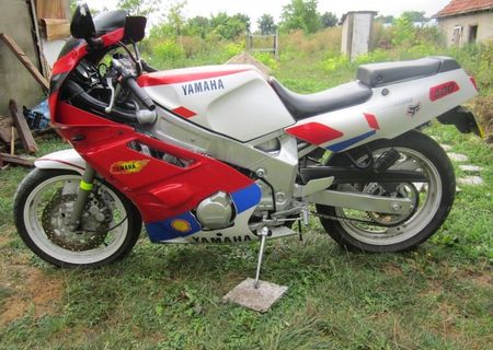 yamaha fzr 600 3he