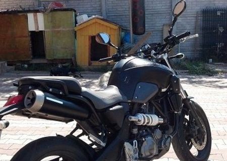 Yamaha MT - 03 , an 2007, 2200 euro