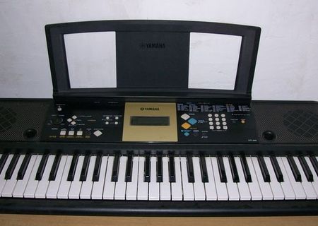 Yamaha piano