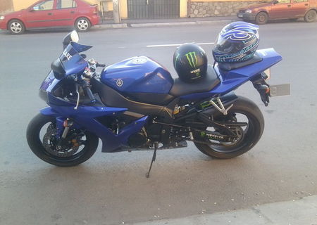 yamaha r1 an 2004