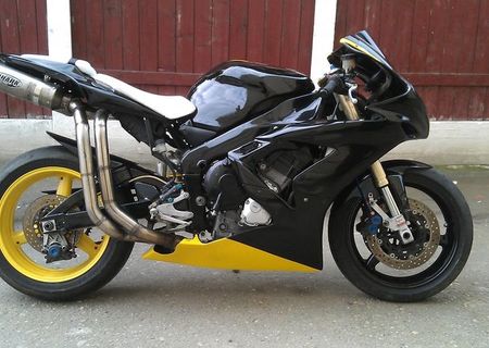 Yamaha R1, model deosebit!