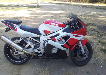 Yamaha r6 1999