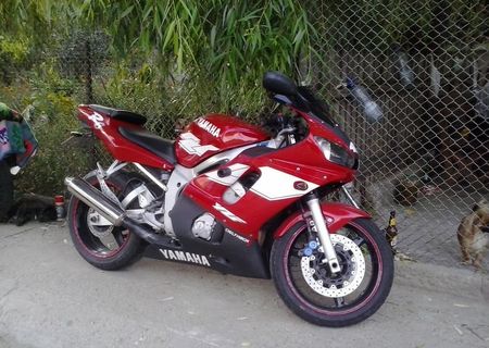 YAMAHA YZF R6 2002