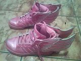 adidas jeremy scott wings 200 lei ,purtati de cateva ori