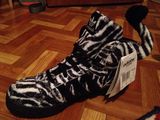 Adidas Jeremy Scott Zebra nr. 43