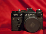 Aparat Foto Zenit TTL + 2 obiective