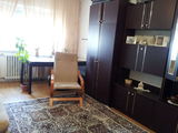 Apartament 3 camera