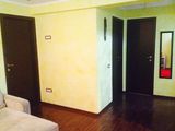 Apartament 3 camere,Centru-6 Noiembrie