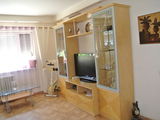 apartament 3 camere,decomandat,bvd soveja