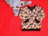 Bluza H&M + set căciula cu fular cadou