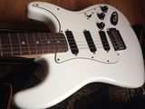 Chitara electrica Squier Deluxe MN Stratocaster +Amlificator Mustang I