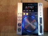 Consola PioneerCDJ 200 Plus MIXER BEHRINGER DJX 750 + mic.