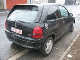 Dezmembrez opel corsa b