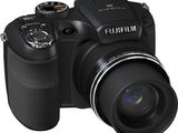 FujiFilm S1600 cu tot ce am la el..oferta