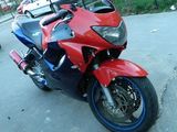 Honda CBR F4