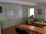 Iancului, inchiriez 1 etaj in cladire de birouri si activ educative