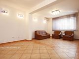 ID 2343 Inchiriere vila de 8 camere in zona Tei