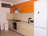 inchiriez apartament 2 camere, zona ARED