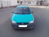 inchiriez opel corsa 2 usi 1.2 benzina de la 45 de lei/zi