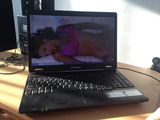 Laptop Acer Emachines E728