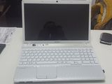 Laptop SONY VAIO i3