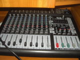 MIXER CU PUTERE BEHRINGER