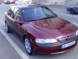 Opelvectra b 1.6 benzina