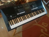 Orga Yamaha PSR E423