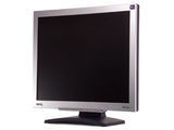 Pachet: Monitor Benq FP71G+ mouse, tastatura si webcam.