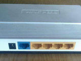 Router TP- LINK model TL- R402M