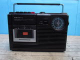 sanyo vintage radiocass.