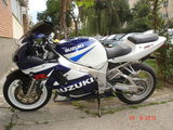 Suzuki GSXR 750 K1