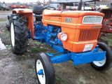 Tractor agricol Fiat 600, fara cabina.